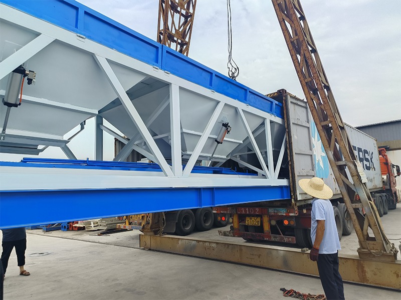 HZS120 皮带式混凝土搅拌站